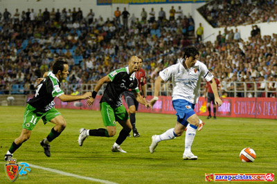 Real Zaragoza  1 ; Racing de Santander  1